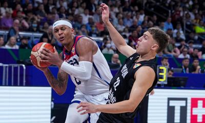 USA tame New Zealand to open Fiba World Cup as Canada rout France