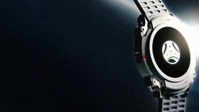 Starfield's $300 pre-order watch gets its iPhone app ahead of launch