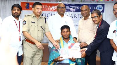 Indian Army Calling founder receives BHRC Ashok Award in Srikakulam of Andhra Pradesh