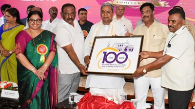 CM promises aid to MMCRI for grand centenary fete