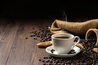 Coffee Posts Moderate Gains on a Weaker Dollar