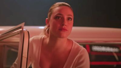 A Polyamorous Group Is Very Much Not Pleased About Riverdale Introducing A Quad Relationship In Its Series Finale