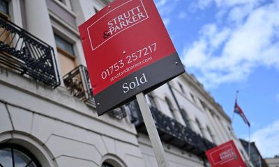 UK home sales in 2023 will be lowest in a decade, says Zoopla