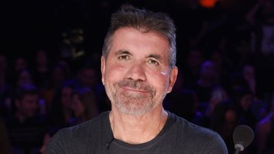 Taylor Swift May Not Be Playing The Super Bowl Halftime Show, But AGT's Simon Cowell Has An Idea Who Should