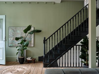 6 colors to avoid in an entryway – and the ones designers know make a better first impression