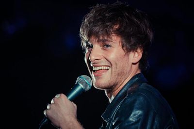 Paolo Nutini stuns Edinburgh club as he jumps on stage for surprise performance