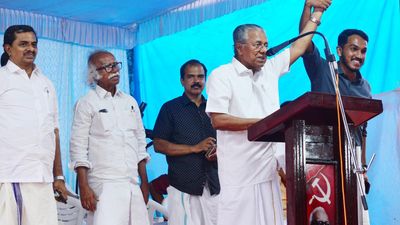 In Puthuppally, poll campaign picks up momentum