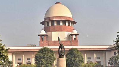 Avoid stereotypical approach while examining pleas by convicts for premature release: SC