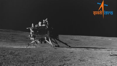India's Chandrayaan-3 moon rover Pragyan snaps 1st photo of its lander near the lunar south pole