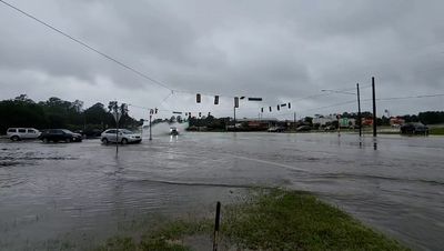 Storm Idalia: One dead in Georgia as Florida reels from hurricane damage