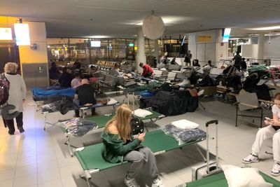Stranded holidaymakers waiting days to get home as flights are full