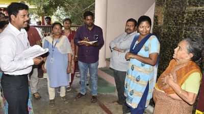 Collector inspects door-to-door voter survey in Vijayawada