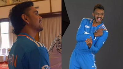 Asia Cup - WATCH: Team India's fun headshots session ahead of Pakistan clash