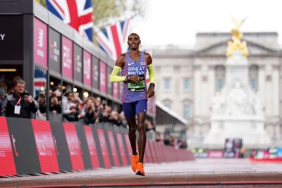 Mo Farah prepares for ‘emotional’ final London race in Sunday’s Big Half