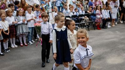 Under sirens, threats, Ukraine’s children go back to school
