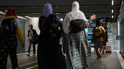 Macron says schools will be 'intractable' in enforcing abaya ban