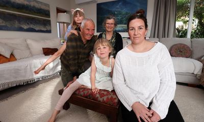 Boomerang adults: the young New Zealanders moving back in with their parents