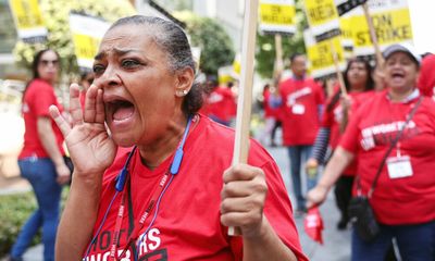 Los Angeles Hotel Workers Turn Up Media Pressure Amid Boycott Efforts