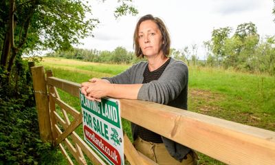 ‘Leisure land’: Cotswolds meadow locals campaign against sell-off plan