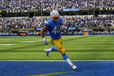 REPORT: Steelers sign ex-Chargers fullback, but it’s not Derek Watt