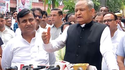 ‘Corruption in judiciary’ remarks | Rajasthan High Court issues notice to Ashok Gehlot