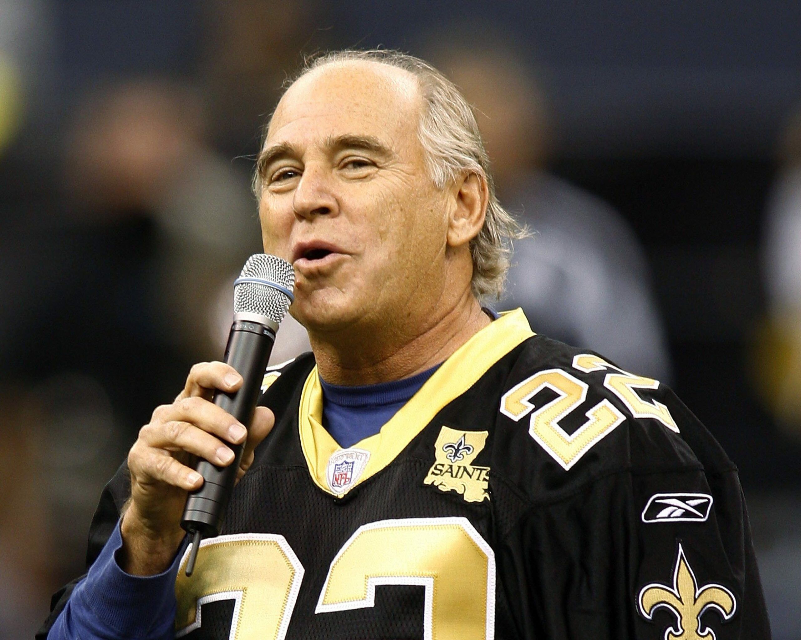 Remembering Jimmy Buffett the sports fan, who once got…