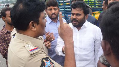Andhra Pradesh police take BCYP activists into custody