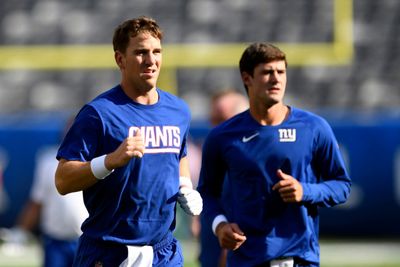 Eli Manning has faith Daniel Jones will deliver Giants a title