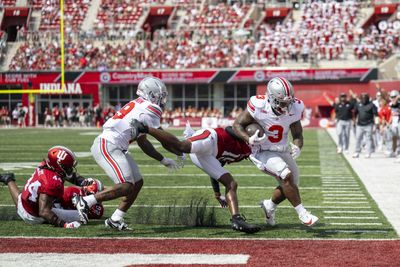 Miyan Williams gets the first Ohio State touchdown of the season; social media reacts