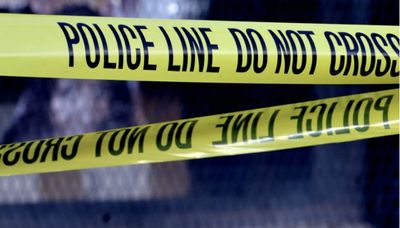 Man shot to death in Englewood
