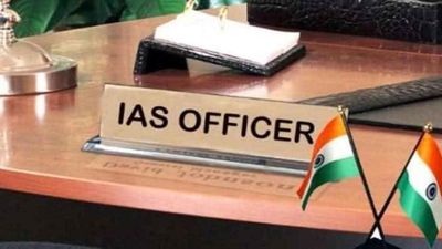 Bureaucracy: Six IAS officers shuffled in Uttar Pradesh, Navneet Singh Chahal appointed as DM of Prayagraj