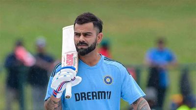 Watch: 'Virat Kohli is my favourite player' says Pakistani female cricket fan