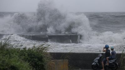 Thousands evacuated from Taiwan mountain communities as Typhoon Haikui hits