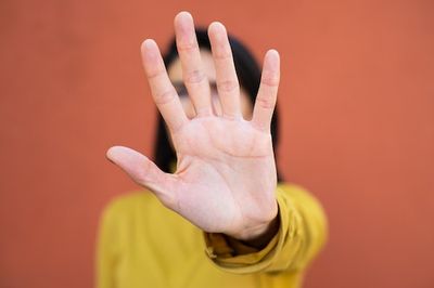 Your Hands Can Tell A Lot About Your Health? Here’s What To Look For