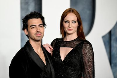 Dissecting All The Internet Goss That’s Been Buzzing About Joe Jonas & Sophie Turner For Months