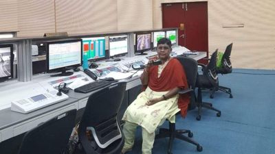 Voice behind countdowns for ISRO’s rocket launches, Valarmathi passes away at Chennai