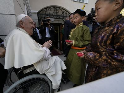 Francis opens a homeless clinic on the 1st papal visit to Mongolia