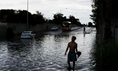 Las Vegas residents dry out after heavy rainfall and floods