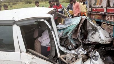 Four dead in an accident near Chitradurga