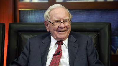 93-year-old Warren Buffett has 5 cans of coke every day!