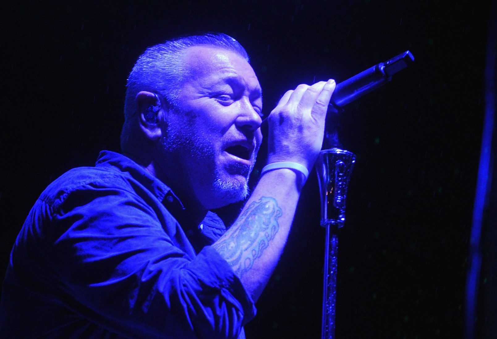 Singer Steve Harwell of the pop-rock band Smash Mouth…