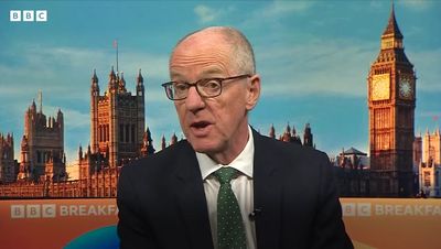 Schools minister Nick Gibb insists concrete crisis will be resolved before Christmas