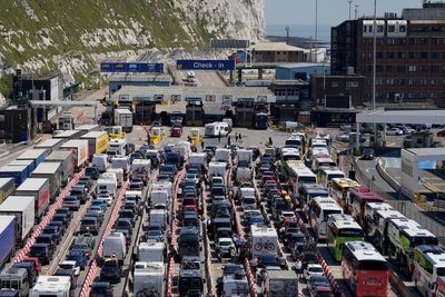 Brexit: Dover port to reclaim land from sea to prevent long queues