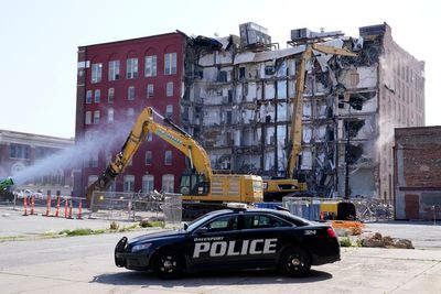 Owner of collapsed Iowa building that killed 3 people files lawsuit blaming engineering company