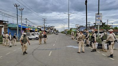 Restrictions imposed in Imphal to prevent march to Bishnupur Churachandpur border
