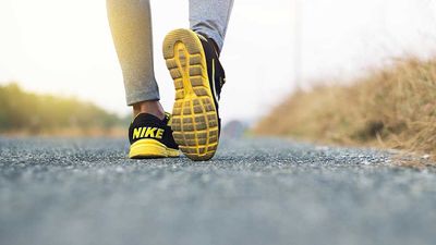 Nike Stock's Challenges Amid Economic Turbulence: A Bearish Option Play In Focus