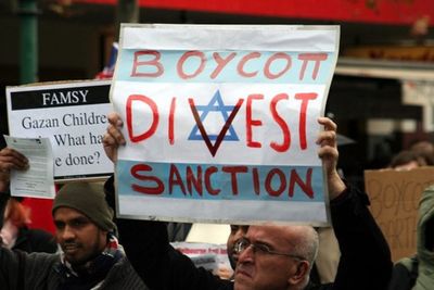 Swimming South Africa Ignores Calls To Boycott Israeli Swim Meet