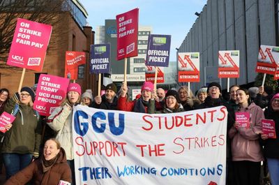Scottish universities to be rocked with strike action over 'unfair' pay offer