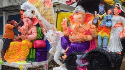 New, creative themes push demand for PoP idols in Vijayawada