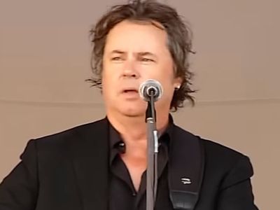 Bruce Guthro, lead singer of Scottish band Runrig, dies aged 62